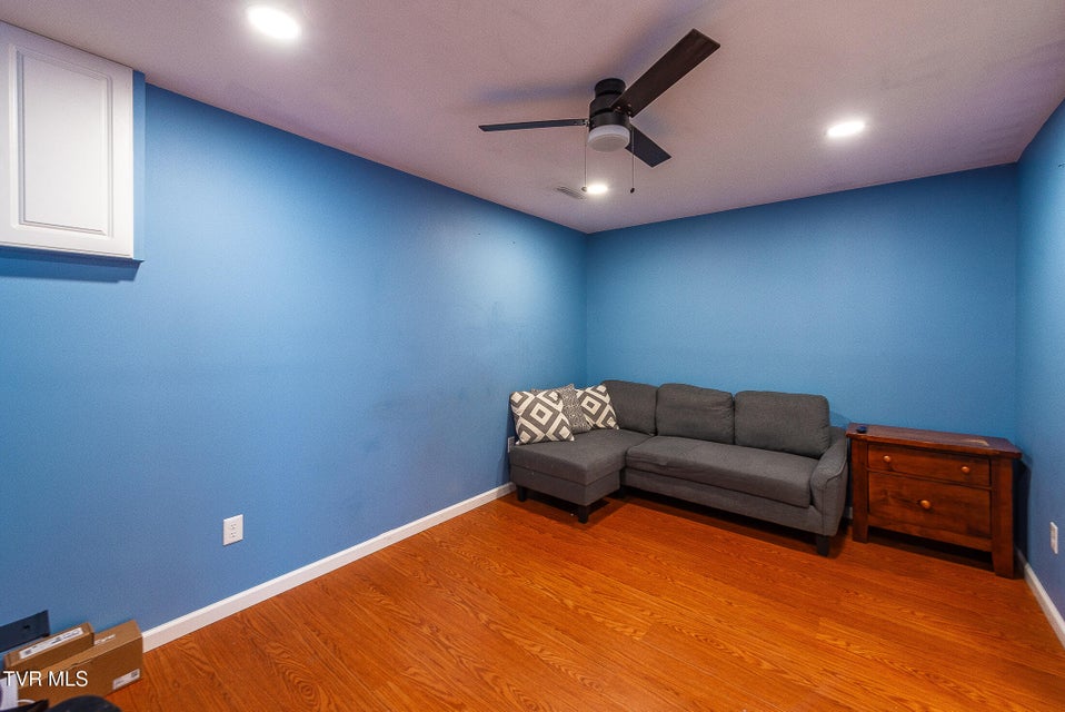 Photo #18: 2333 Louita Avenue