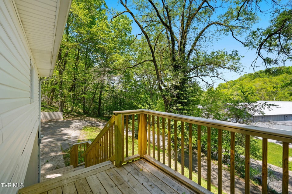 Photo #7: 1658 Echo Court