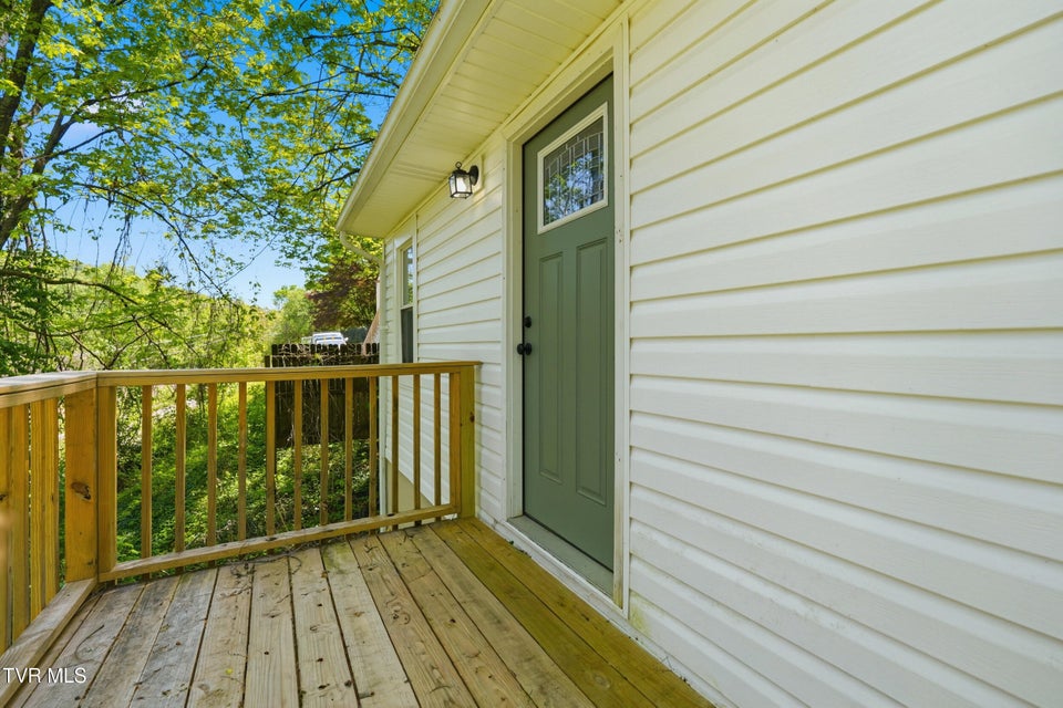 Photo #8: 1658 Echo Court