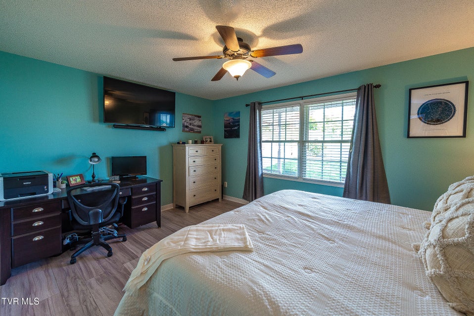 Photo #14: 2333 Louita Avenue