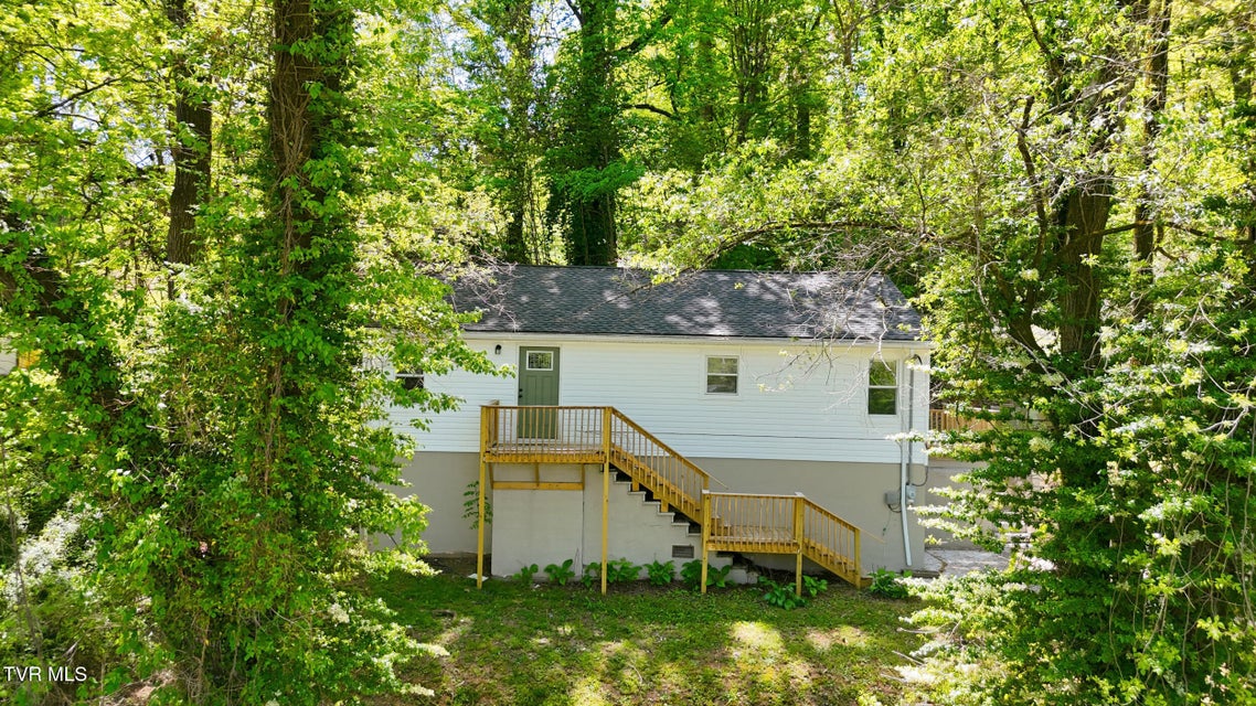 Photo #4: 1658 Echo Court