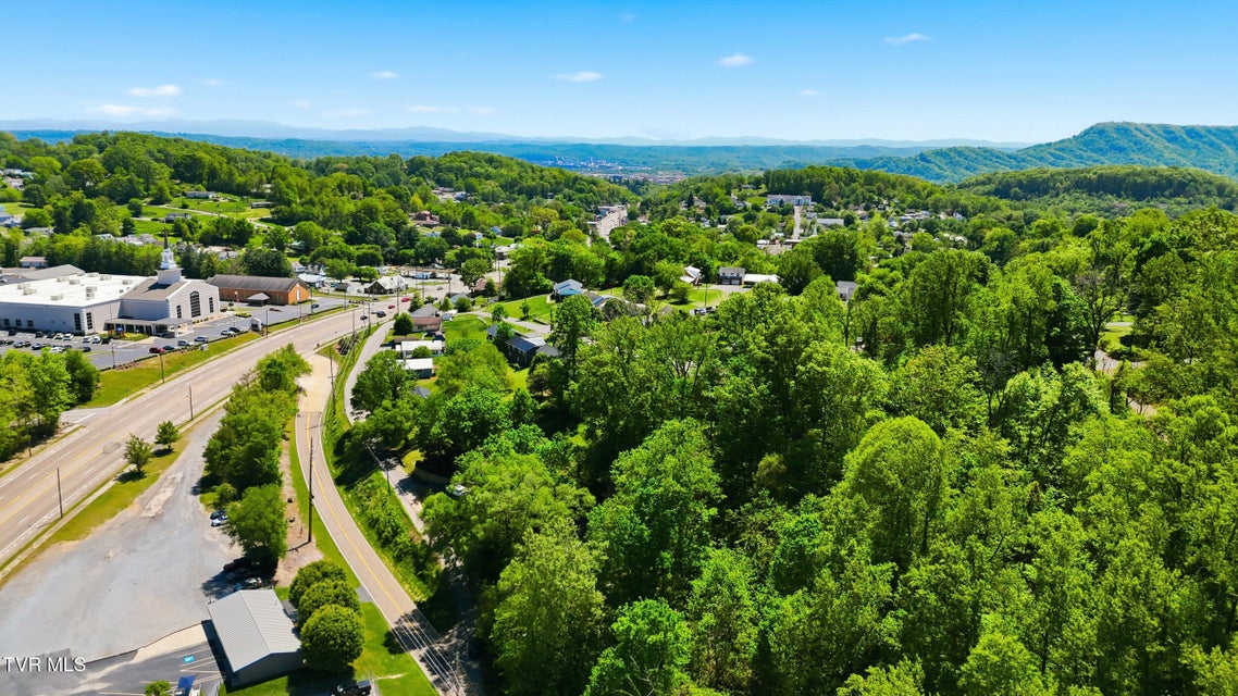 Photo #37: 1658 Echo Court