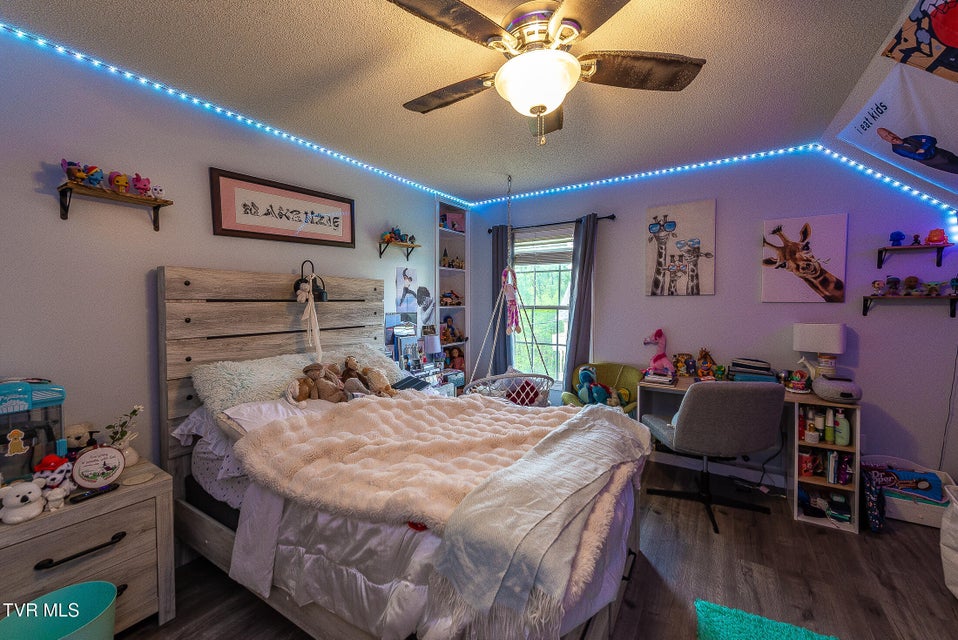 Photo #28: 2333 Louita Avenue