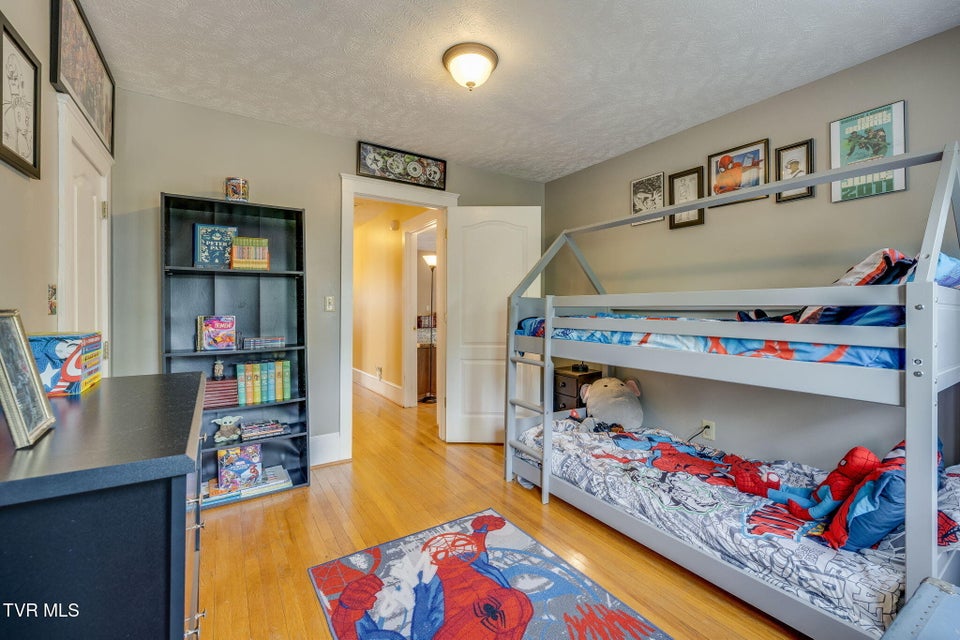 Photo #25: 812 Maple Street