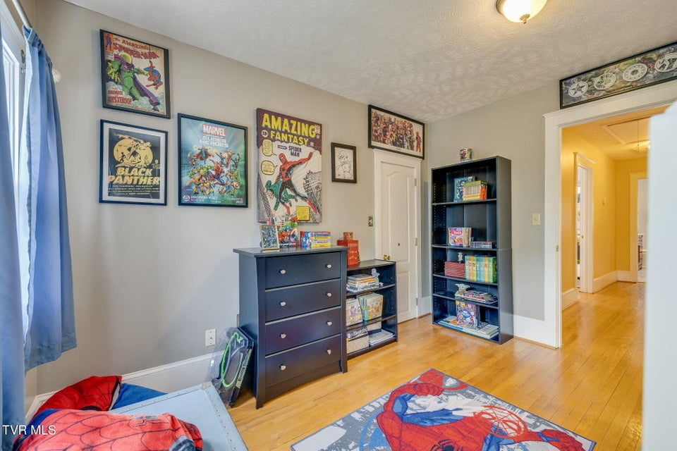 Photo #26: 812 Maple Street