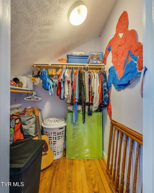 Photo #27: 812 Maple Street