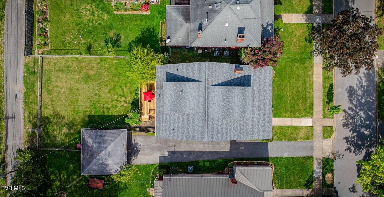 Photo #41: 812 Maple Street