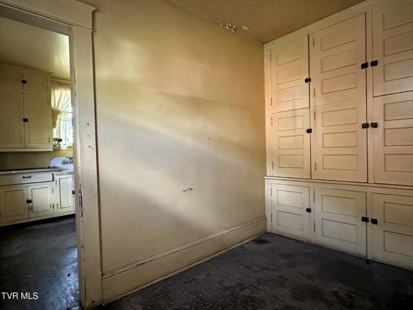 Photo #12: 612 Euclid Avenue