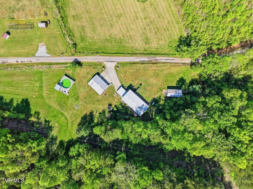 Photo #4: 285 Matthews Lane