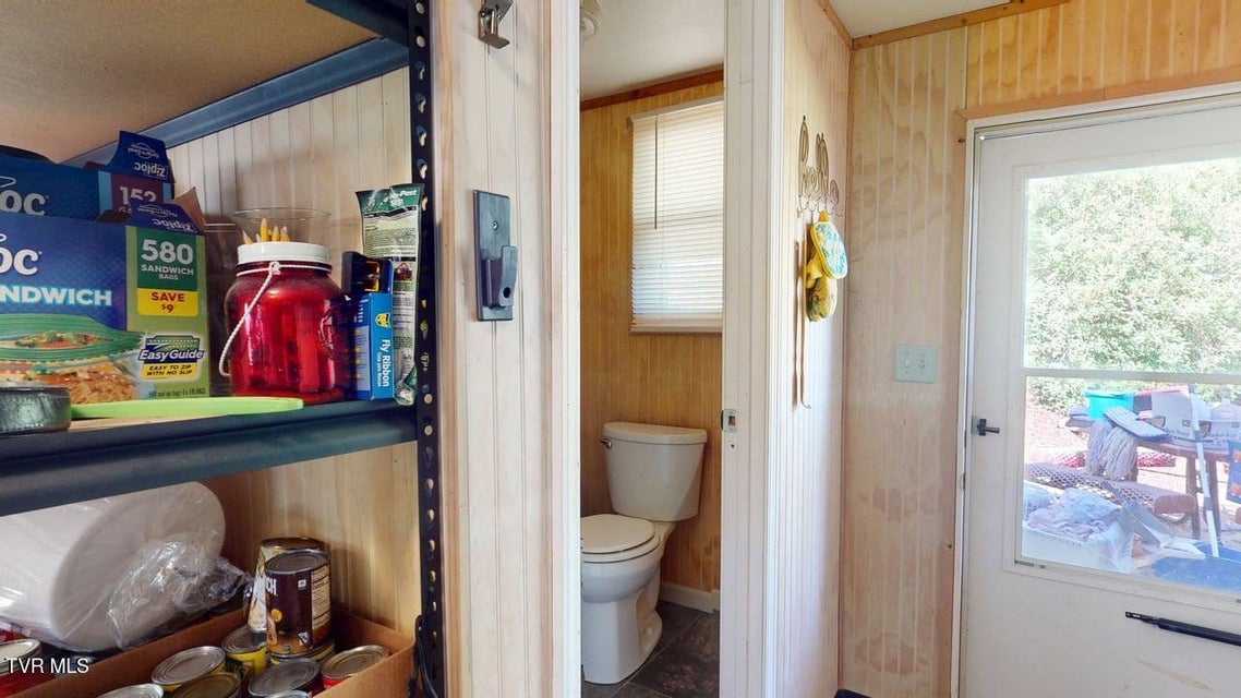 Photo #26: 285 Matthews Lane