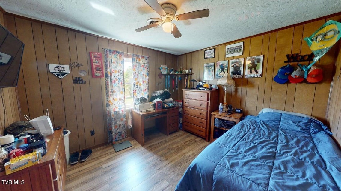 Photo #29: 285 Matthews Lane