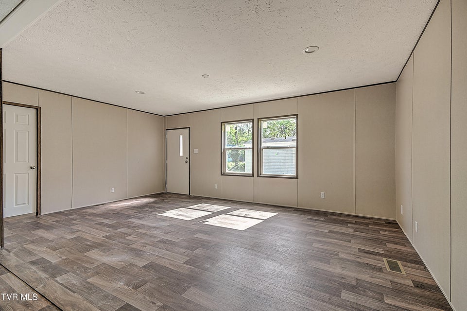 Photo #4: 165 Brookfield Lane