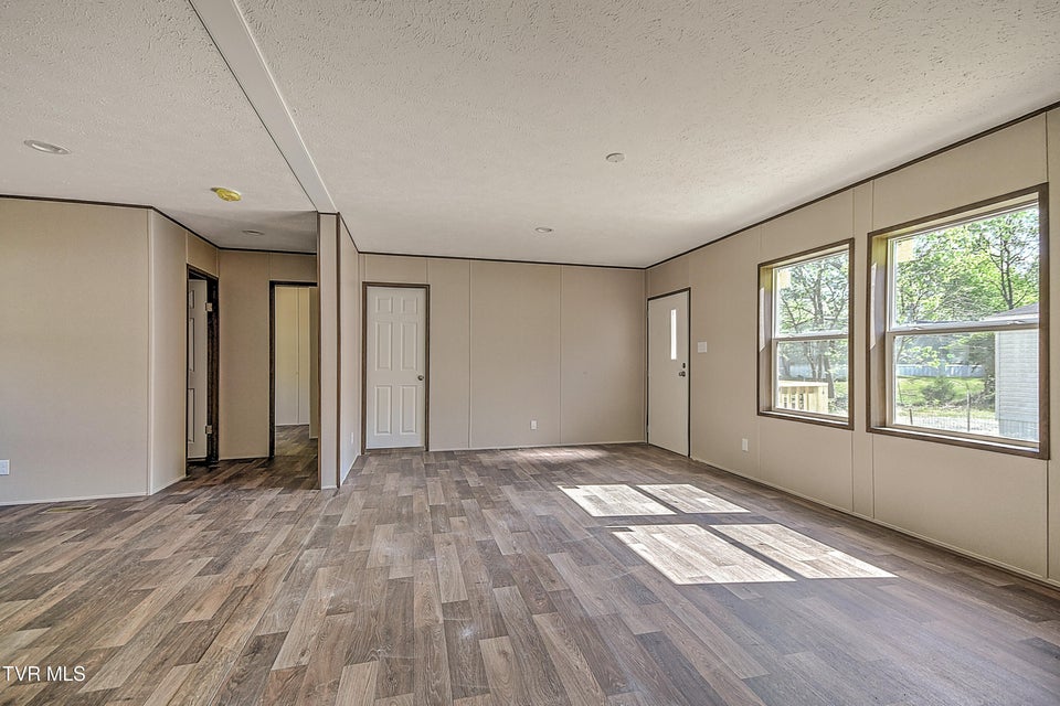 Photo #6: 165 Brookfield Lane