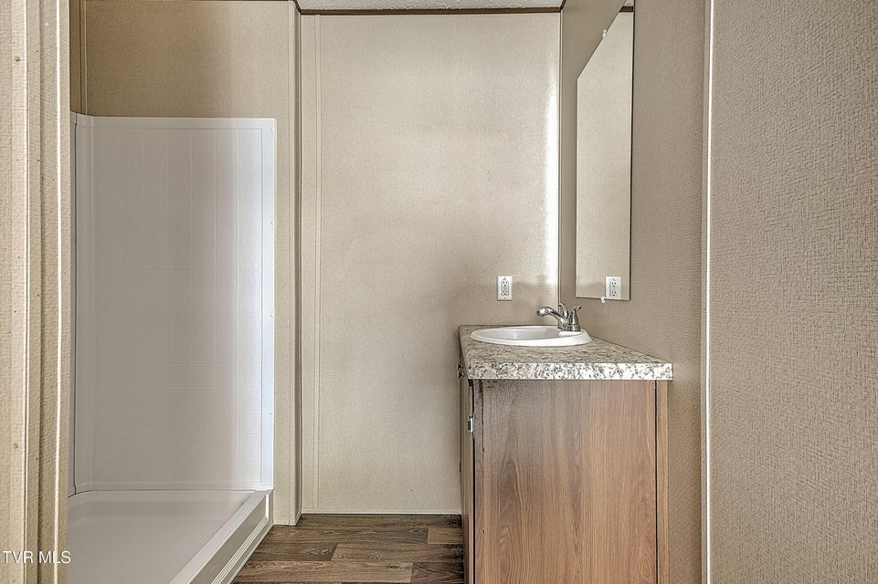 Photo #23: 165 Brookfield Lane