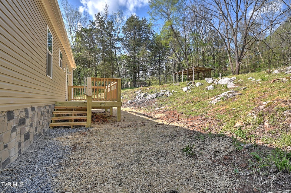 Photo #32: 165 Brookfield Lane