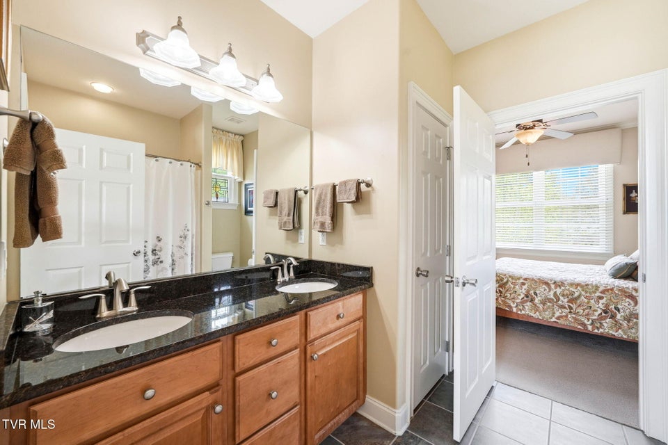 Photo #32: 113 Creek Side Court