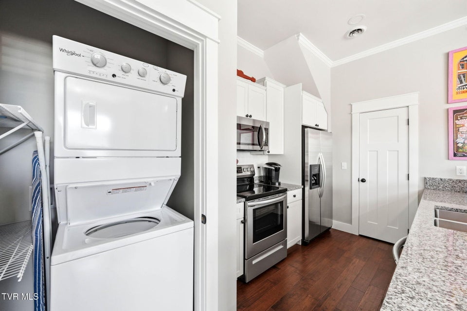 Photo #59: 113 Creek Side Court