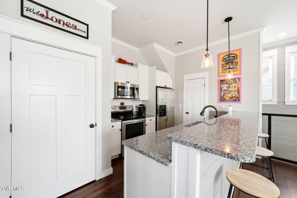 Photo #61: 113 Creek Side Court