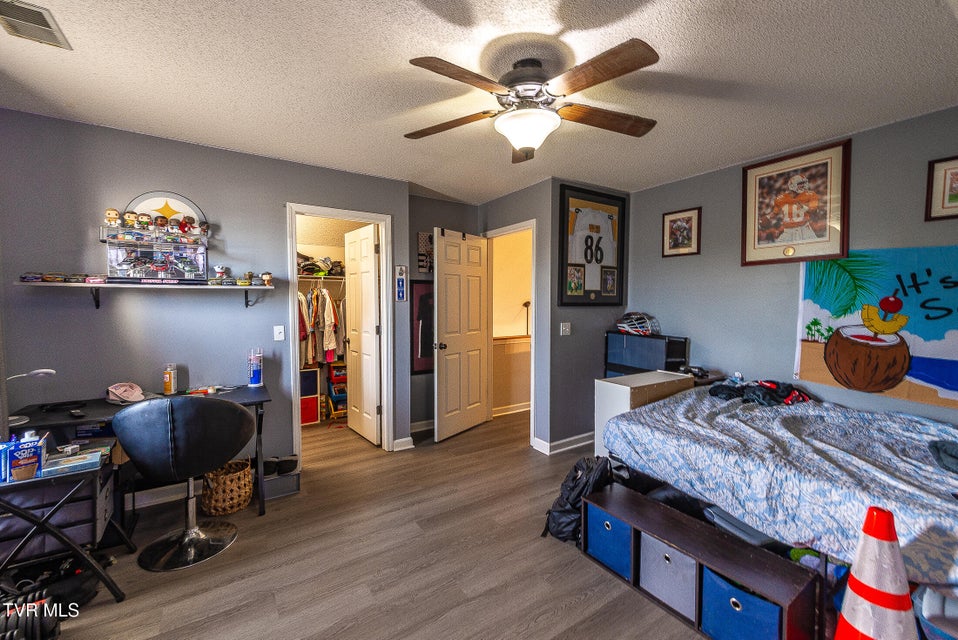 Photo #26: 2333 Louita Avenue