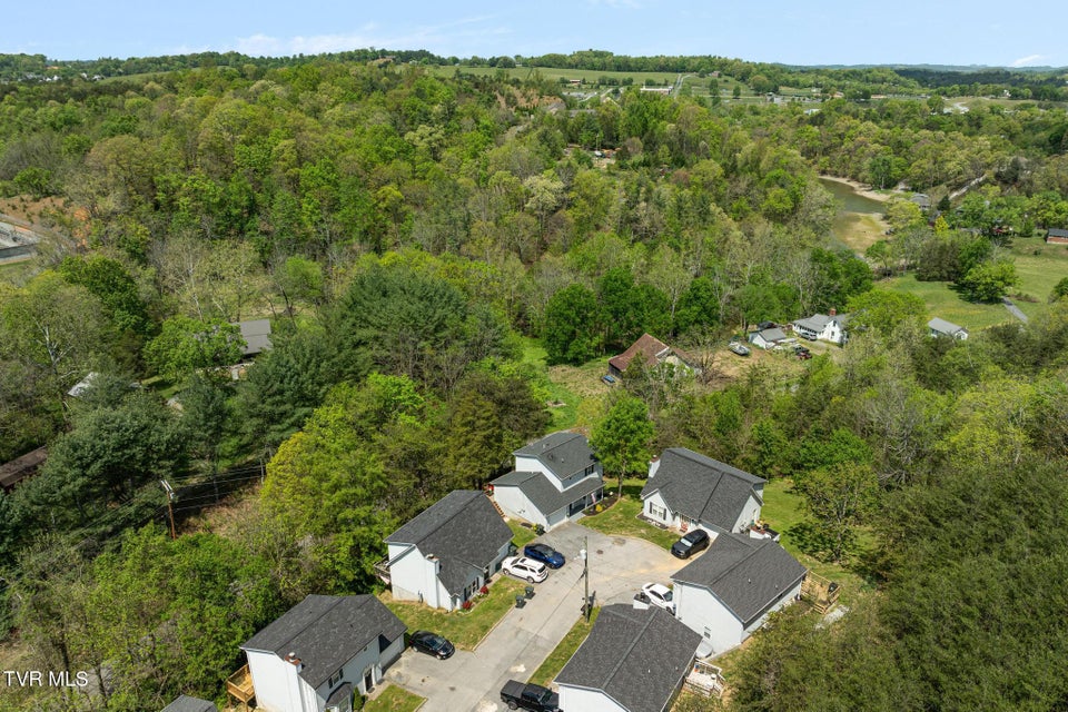 Photo #37: 113 Copper Court