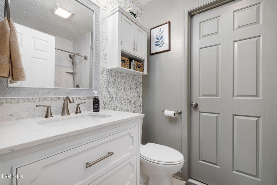 Photo #25: 113 Copper Court