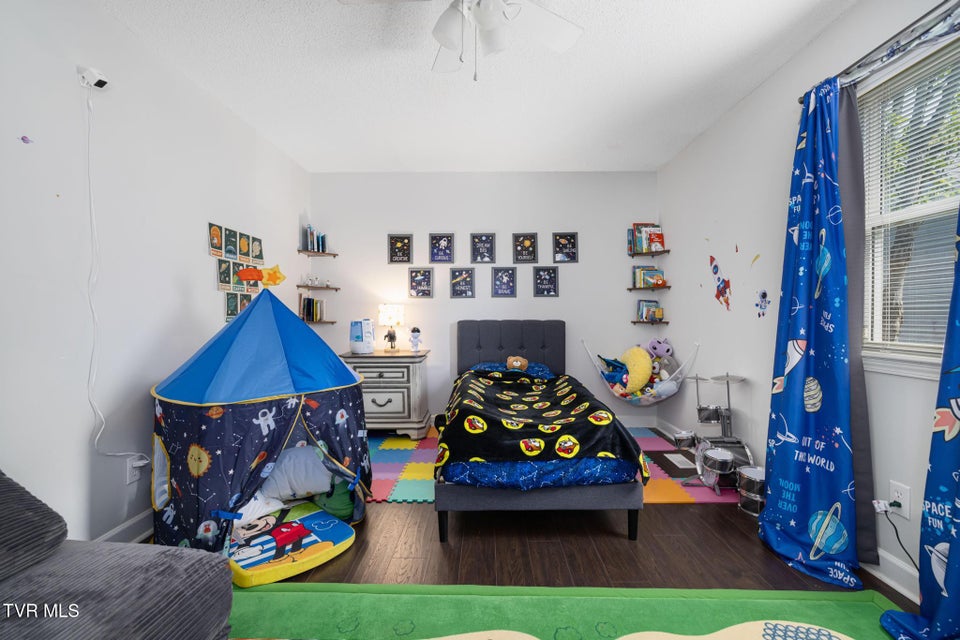 Photo #30: 113 Copper Court