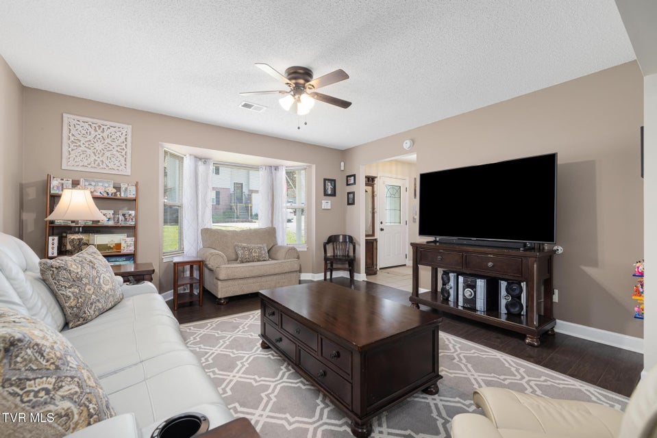 Photo #6: 113 Copper Court