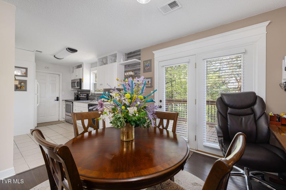 Photo #9: 113 Copper Court