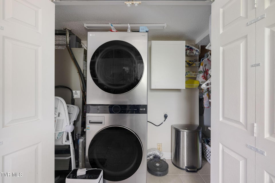 Photo #16: 113 Copper Court