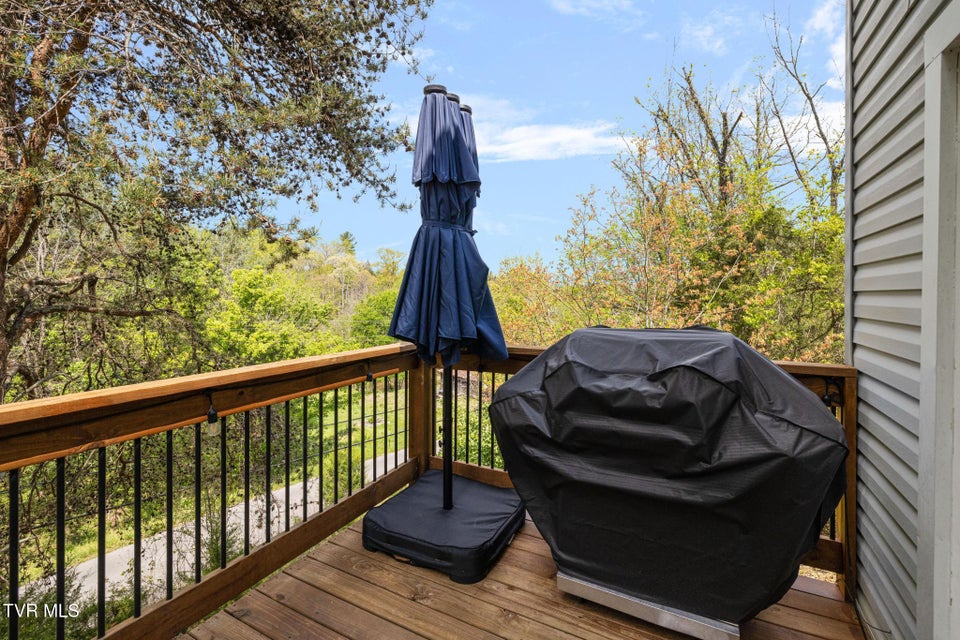 Photo #10: 113 Copper Court