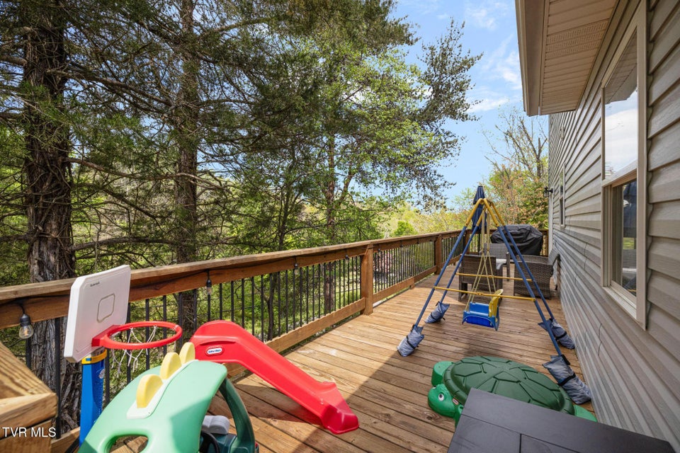 Photo #34: 113 Copper Court