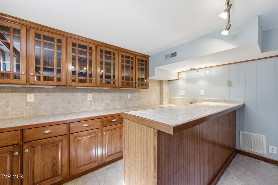 Photo #35: 1349 Piedmont Avenue