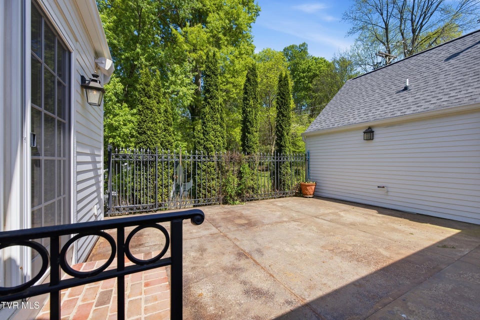 Photo #38: 1349 Piedmont Avenue