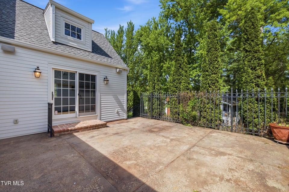 Photo #40: 1349 Piedmont Avenue