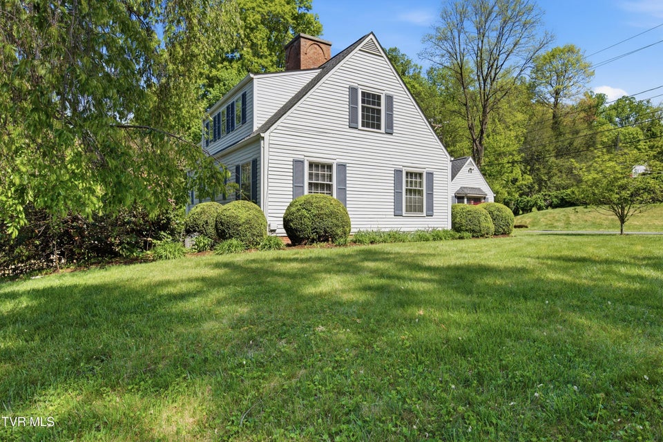 Photo #44: 1349 Piedmont Avenue