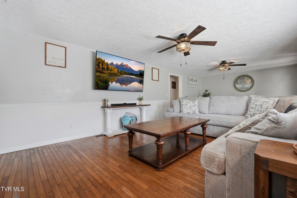 Photo #10: 2222 Shenandoah Drive