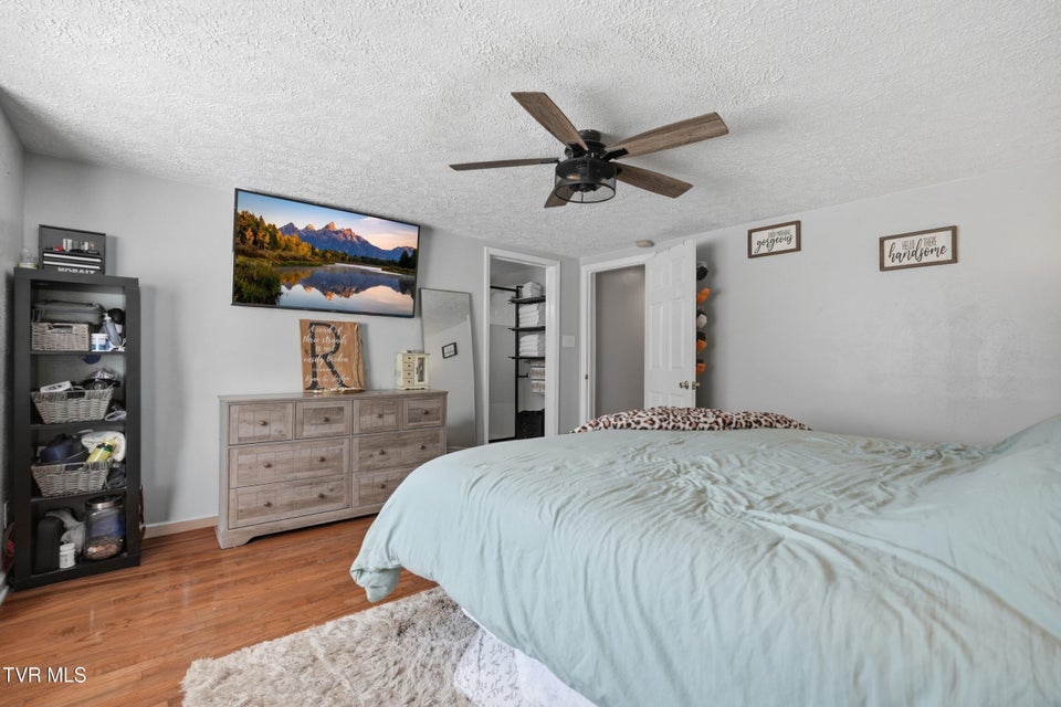 Photo #21: 2222 Shenandoah Drive