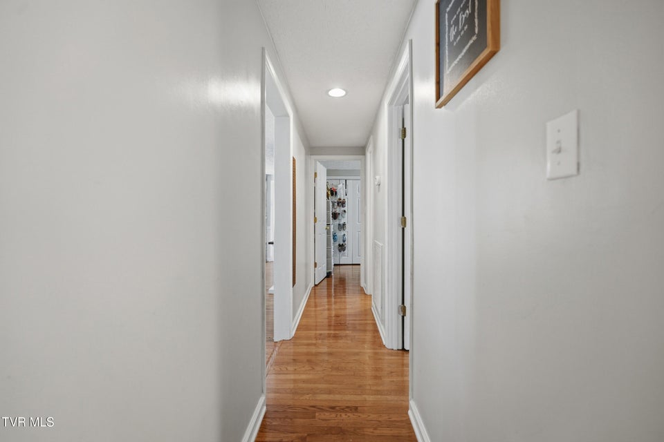 Photo #23: 2222 Shenandoah Drive