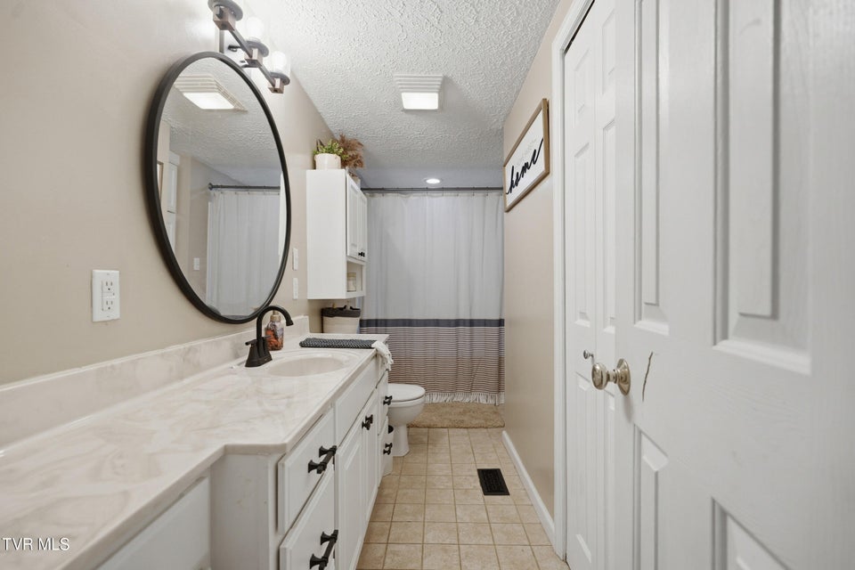 Photo #26: 2222 Shenandoah Drive