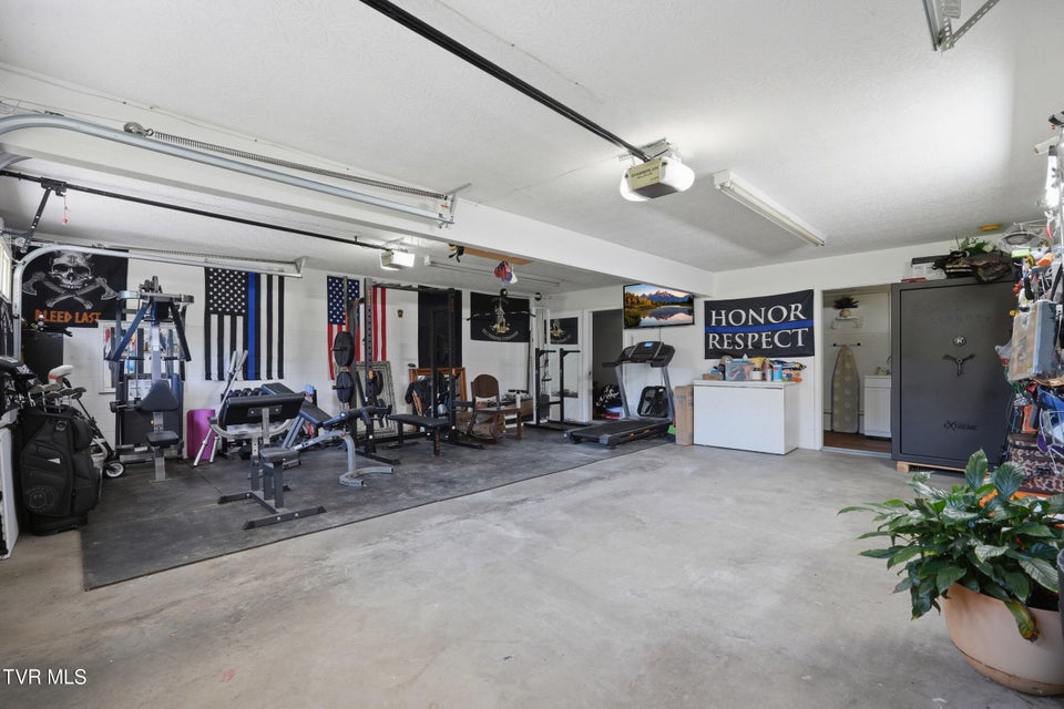 Photo #37: 2222 Shenandoah Drive