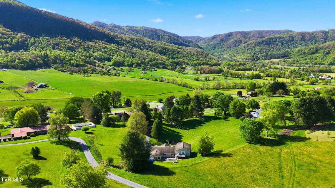 Photo #52: 2222 Shenandoah Drive