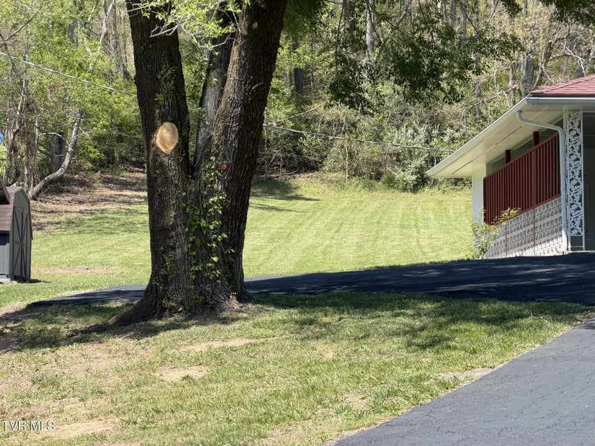 Photo #32: 487 Right Poor Valley Road