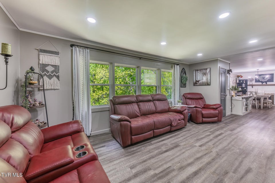 Photo #4: 4728 Edens View Road