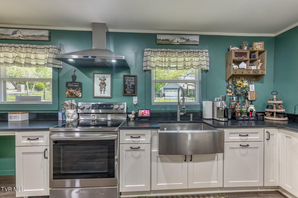 Photo #8: 4728 Edens View Road