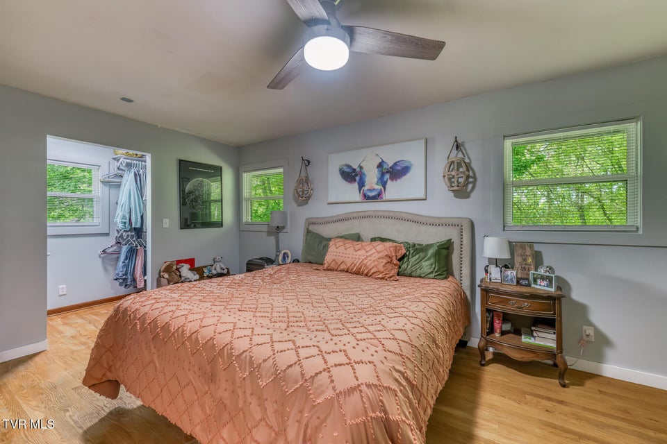 Photo #16: 4728 Edens View Road