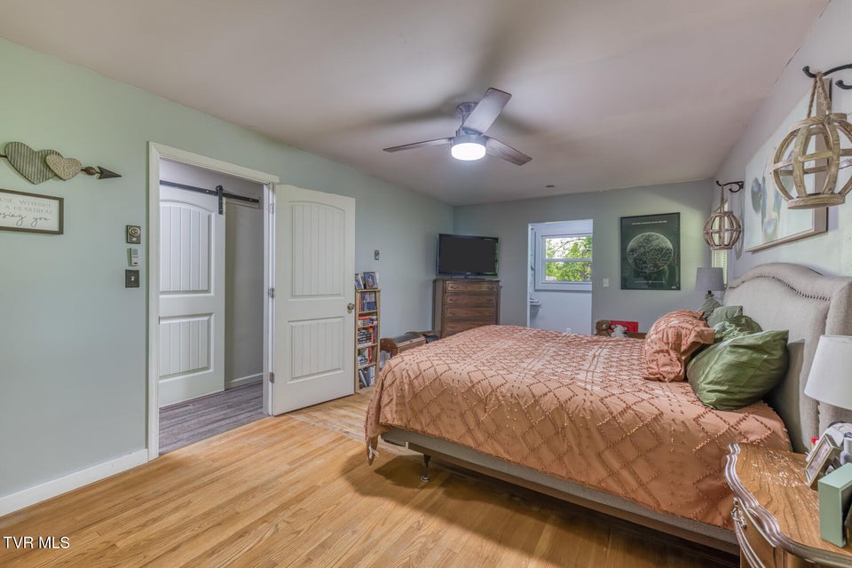 Photo #17: 4728 Edens View Road