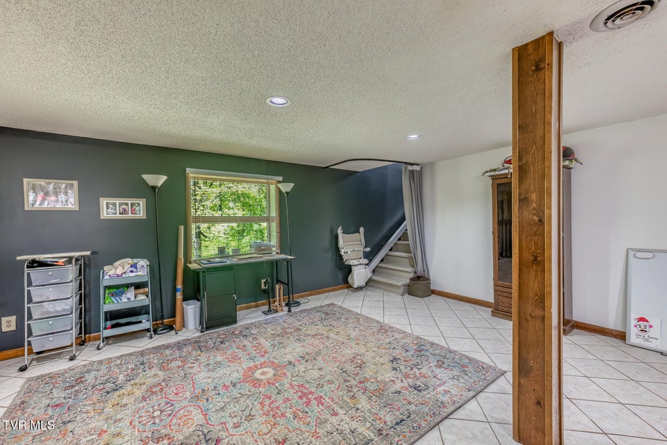 Photo #23: 4728 Edens View Road