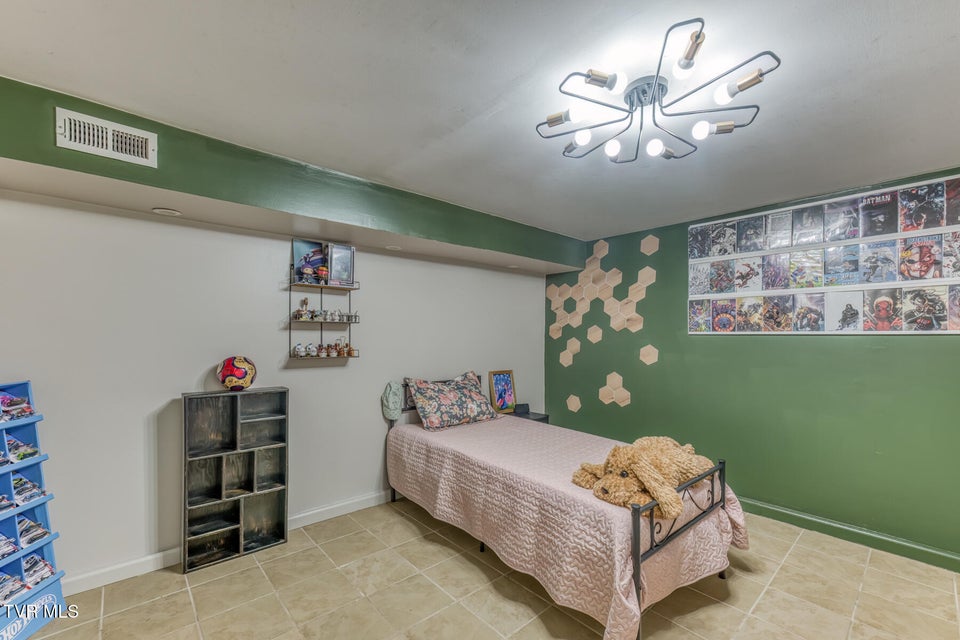 Photo #26: 4728 Edens View Road