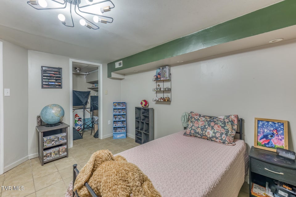 Photo #27: 4728 Edens View Road