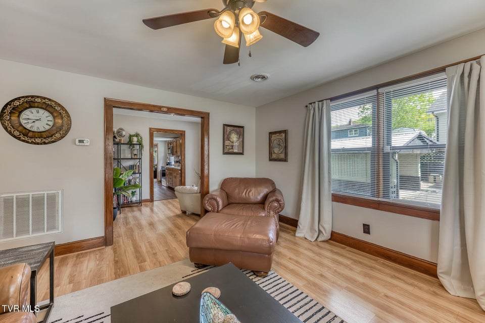 Photo #5: 75 24th Street